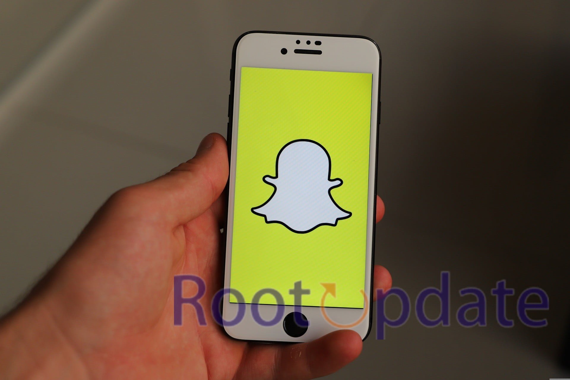 view snapchat stories anonymously